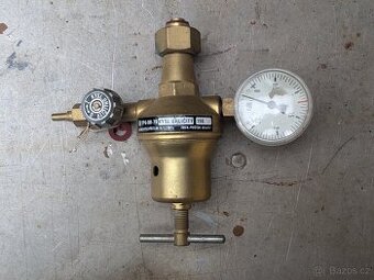 Tlakový ventil na CO2 (kysličník uhličitý)