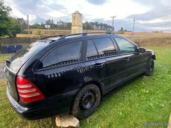 Mercedes Benz C w203 kombi díly