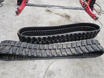 Gumové pásy 300x52,5x84 originál Bobcat