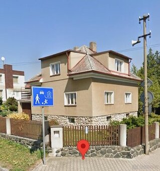 Dům před demolicí k rozebrání