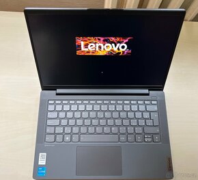 Lenovo IdeaPad 5 14" Core i3, 8GB Ram, 512GB SSD