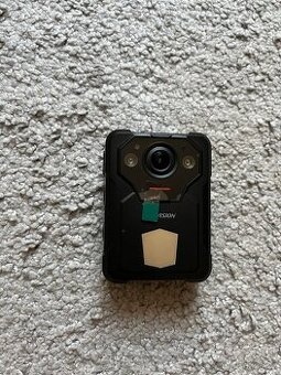 Nabízím přenosnou tělovou kameru - rozlišení 4MPx