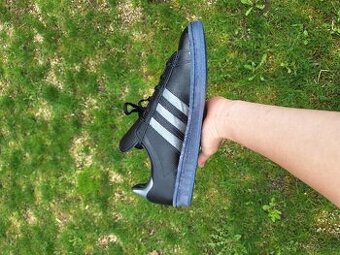 Adidas - 1