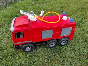 Hasičské stříkací auto - 1