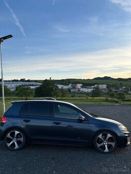 VW Golf 6 GTI 2011