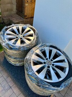 Originál Alu kola VW r17 - 5x112