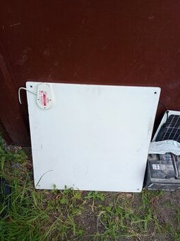 Elektrické topné těleso na zeď