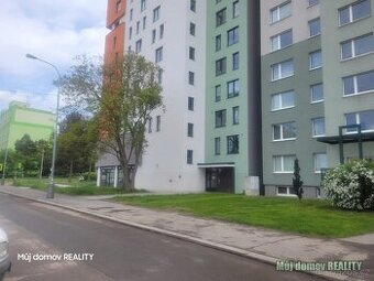 Pronájem bytu 4+KK v moderní novostavbě s garáží, Bachova 24