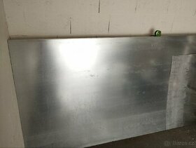 Plech pozink 255x125x 0.6.