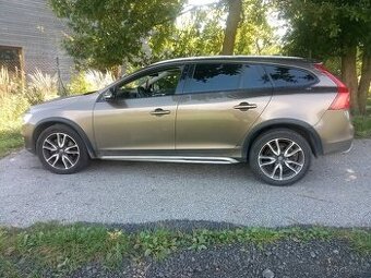 Volvo V 60 T5 AWD CROSS COUNTRY KONEČNÁ CENA