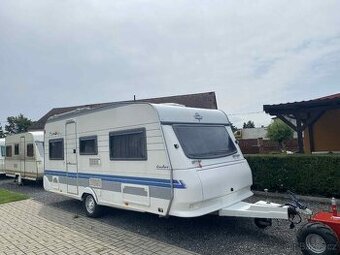 Hobby Excellent Easy 495 / 100 km/h/ Oddělené postele