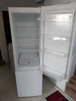 Lednice Philco s mrazákem