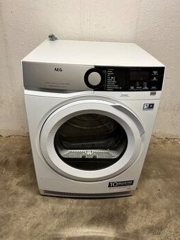 Sušička AEG 8000