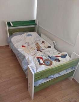 Detska postel s kvalitní matraci