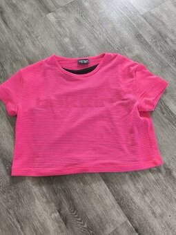 Dívčí sportovní crop top vel. 146