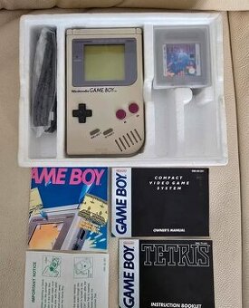 Nintendo Gameboy Classic s 20 hrami a originálním obalem