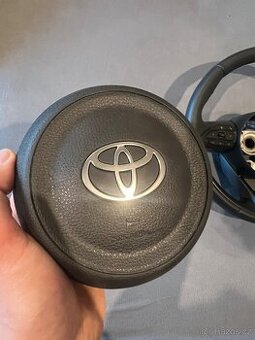 Toyota Yaris airbag volantu