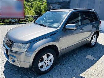 Suzuki Grand Vitara 1,9 DDIS 4x4  TAŽNÉ, NAVI, VÝHŘEV (2006)