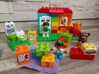 LEGO DUPLO ŠKOLKA 10833