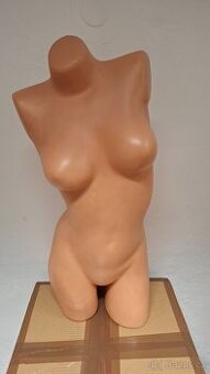Damské torzo figurína