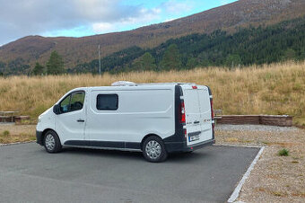 obytný Renault Trafic L2H1 soběstačný celoroční Campervan - 1