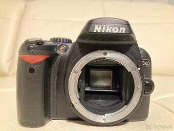 Prodám Nikon D40 – APS-C zrcadlovku