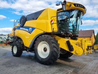 Sklízecí mlátička NEW HOLLAND CX 8.70 SL
