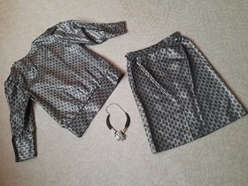 ŠATY PLESOVÉ RETRO v. M-L a další nabídky...