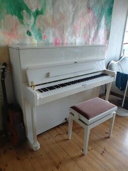 Pianino Petrof P118 r.v 2010 v záruce, první servis zdarma.