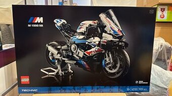 LEGO Technic 42130 - BMW M 1000 RR