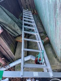 2 dílny vysouvací žebřík 2,9m - 5,9m