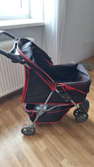 Kočárek pro přepravu psa