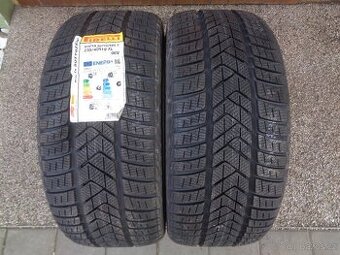 Zimní pneu 235/40/19 R19 Pirelli - NOVÉ
