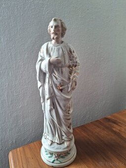 Soška - postava svatý Josef