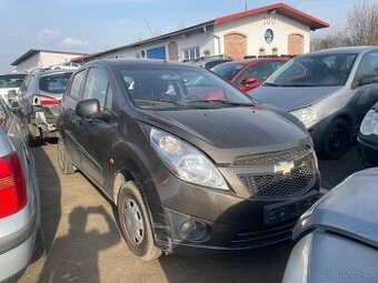 Chevrolet spark 2010