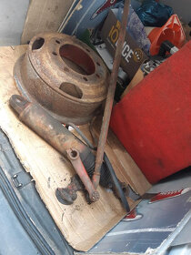 Díly na Tatra 815, 148 autojeřáb 20t 28t čkd V3S ap