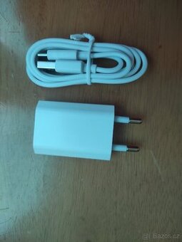 Nabíječka s kabelem