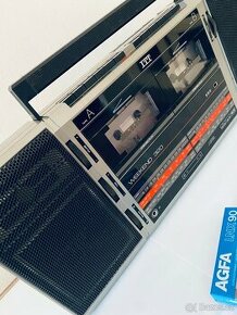 Radiomagnetofon/boombox ITT Weekend 320, rok 1986