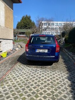 Prodám na náhradní díly jako celek / auto nepojízdné