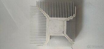 Mřížka pod větrák do Xbox One S