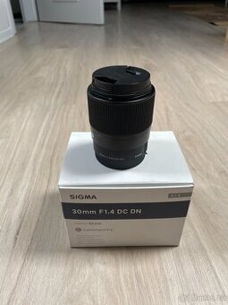 Sigma 16 mm + Sigma 30 mm Sony E