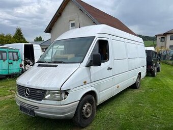 Mercedes Benz Sprinter 312d L2H3 obytný