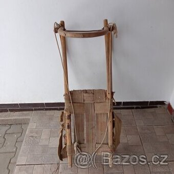dřevěné sáně