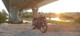 Kawasaki Z750 - 1