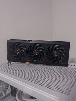 AMD Radeon RX 7900 XT - 1