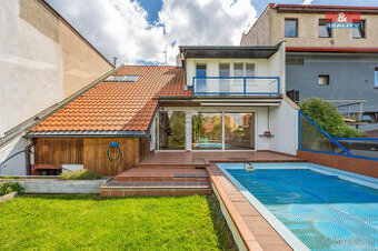 Prodej rodinného domu, 199 m², Praha, ul. Lojovická - 1