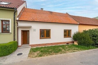 PRODEJ RD UHERSKÉ HRADIŠTĚ, SADY