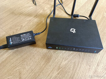 Turris Omnia 2GB, 2.4GHz a 5GHz WiFi