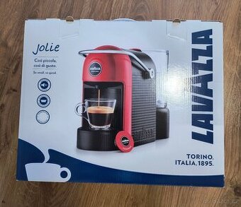 Kávovar Lavazza Jolie