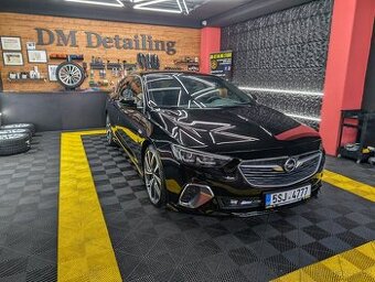 Opel Insignia GSi (154kw)